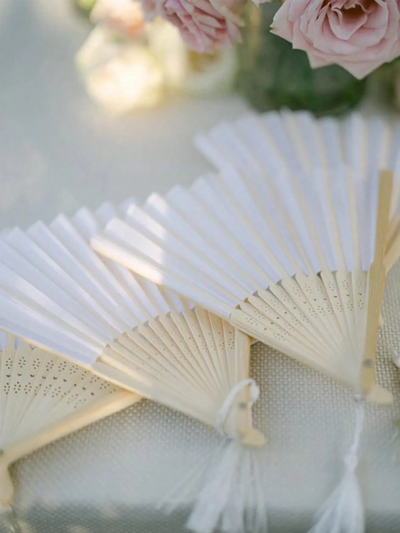 1pc White Folding Paper Fan, Bride Hand Fan, Wedding Table Decoration, Outdoor Wedding Seat Decor, Souvenir, DIY Wedding Hand Fan, Leave Beautiful Wishes, Photo Prop