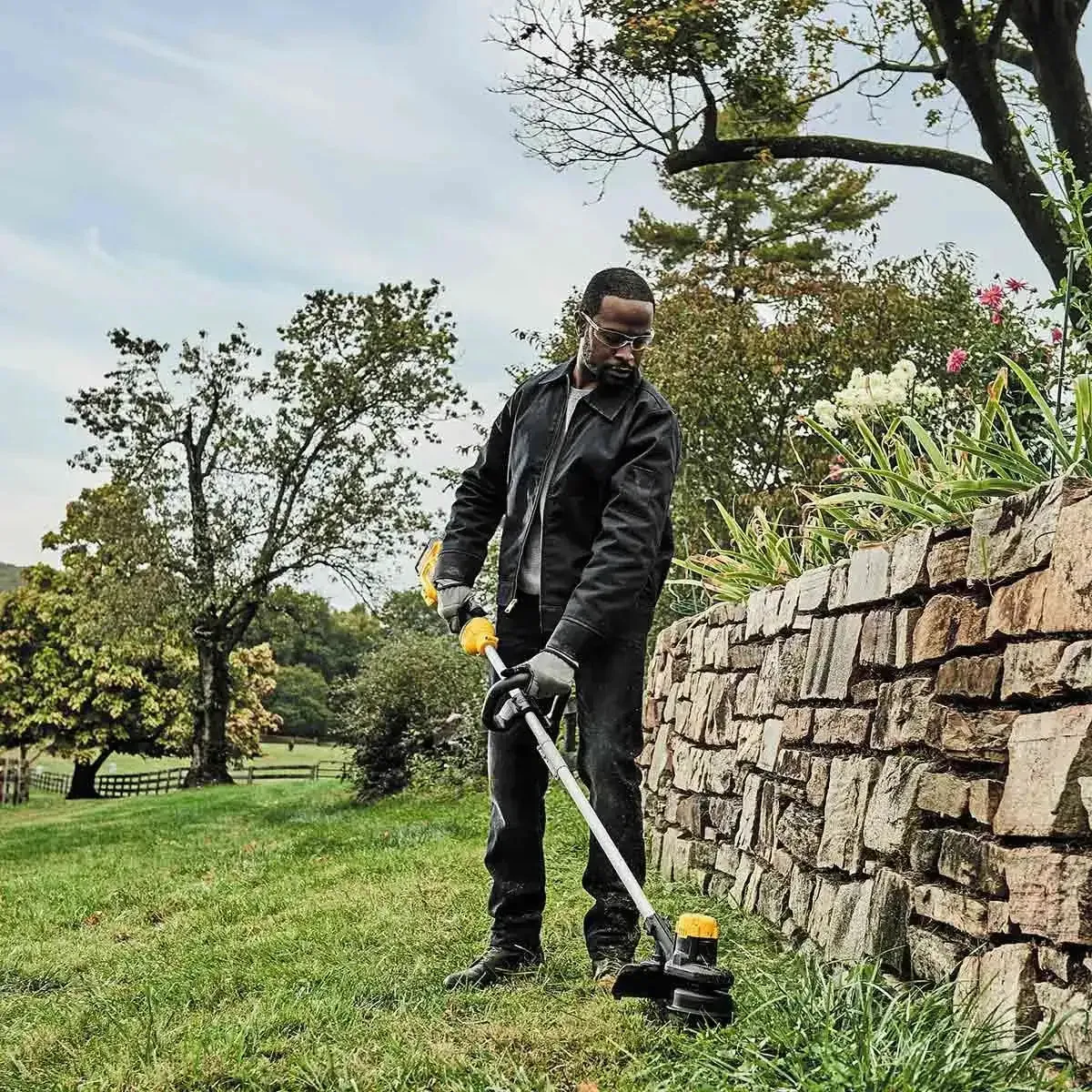 DeWalt 20V Max 13in Cordless String Trimmer