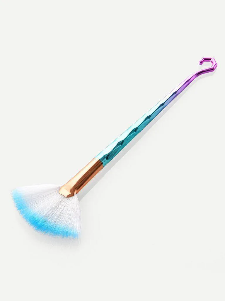 Fan Shaped Ombre Handle Brush