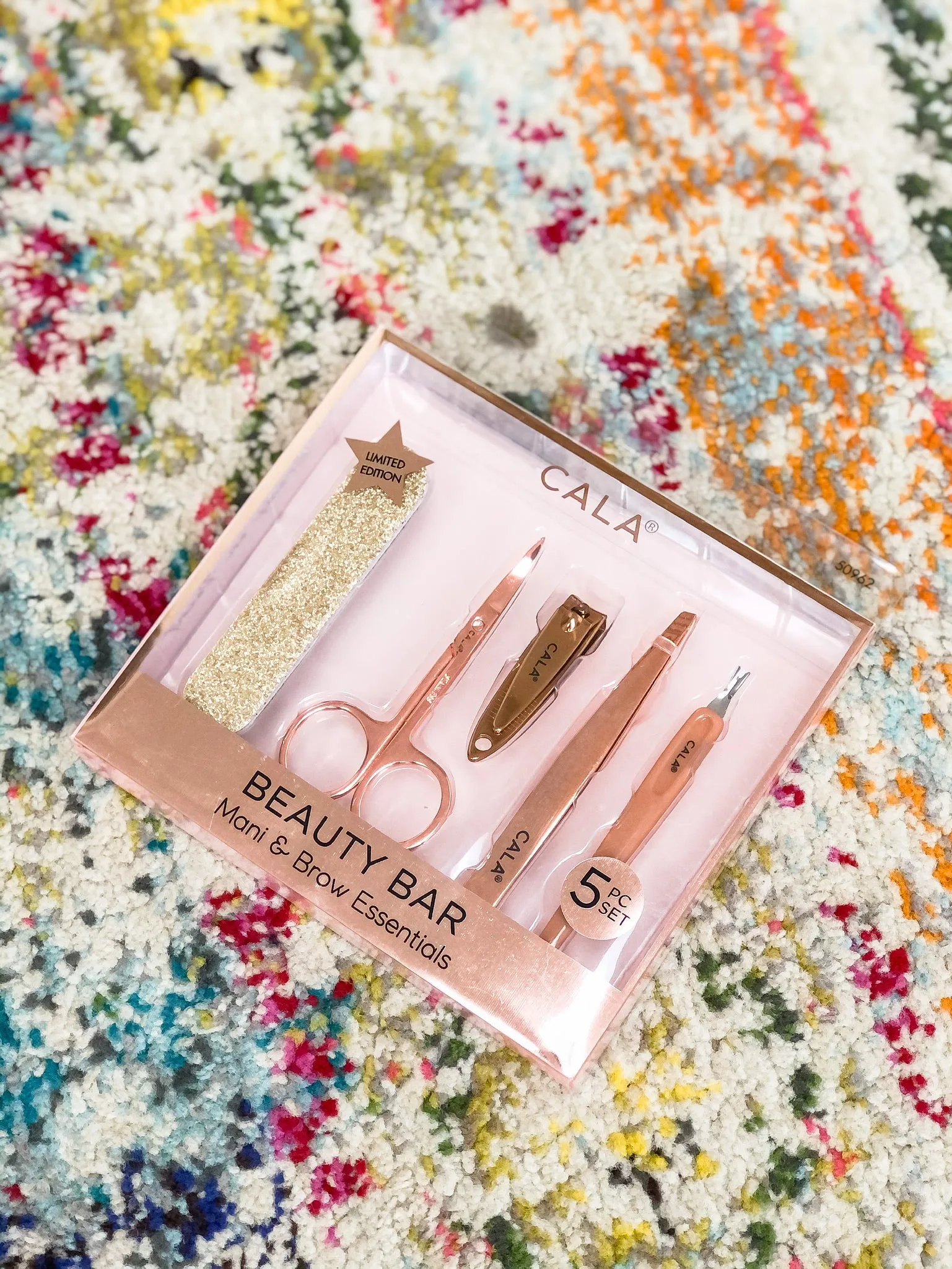 Mani & Brow Essentials Kit