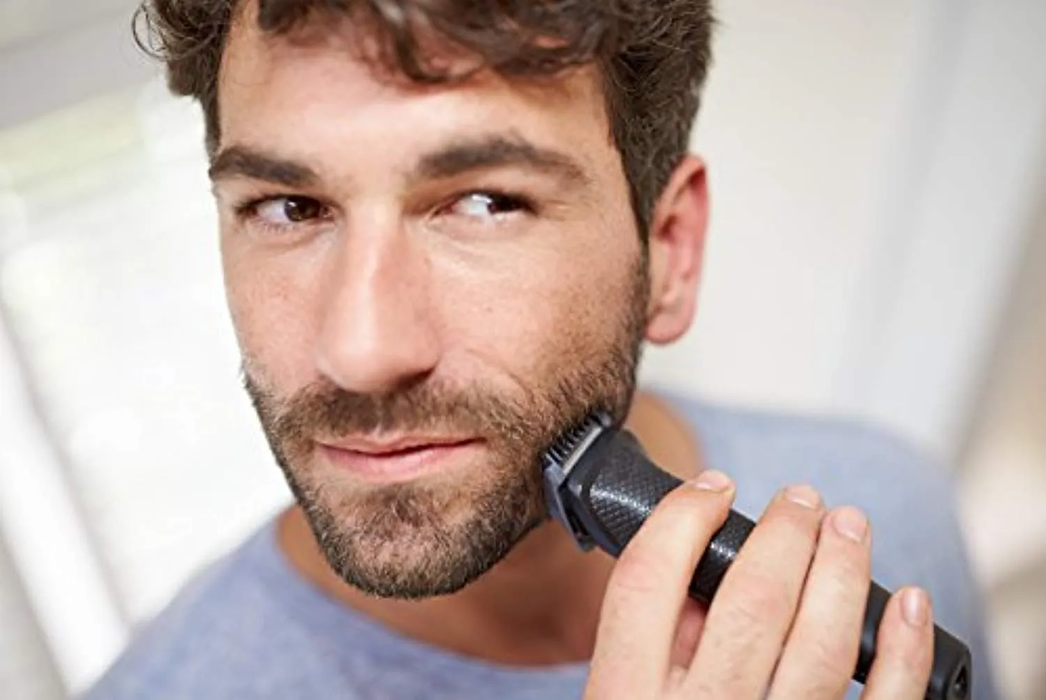 Philips Norelco Multi Groomer MG3750/60 - 13 piece, beard, face, nose, and ear hair trimmer and clipper